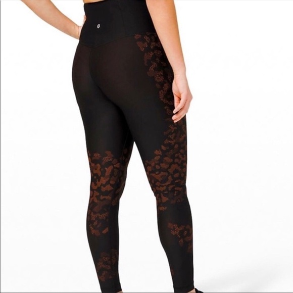 Lululemon Mapped Out High rise camo tights - Picture 2 of 10